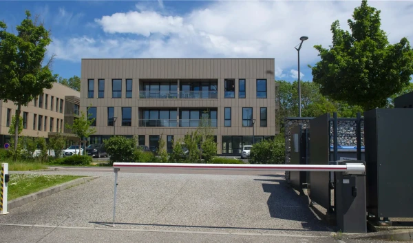 Établissements scolaires et bâtiments publics